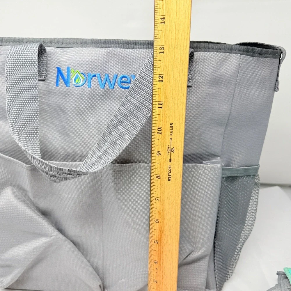 Norwex BacLock Body and Face Microfiber Cloth Set of 7 with Grey Organizer Tote